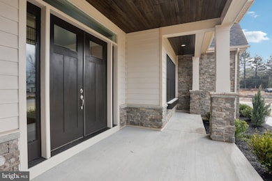 3174 Ridgeview Ct unit 14 RD, Garnet Valley, PA 19060 - photo 2