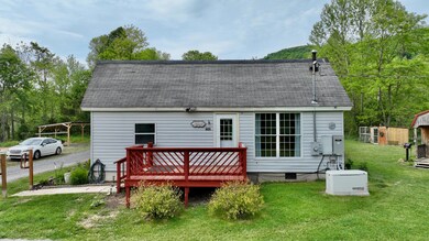 831 Zicafoose Hollow Rd