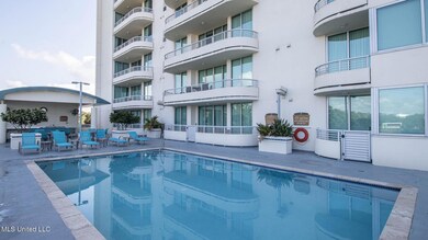 Ocean Club Pool-14009