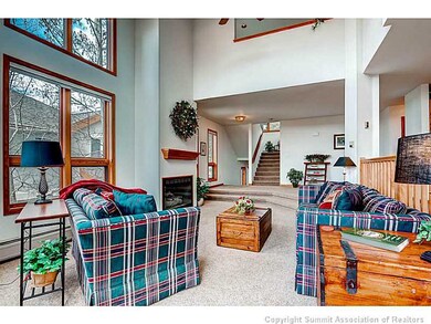 Den/Family/Great Room. 94A Ensign Dr - Great Room
