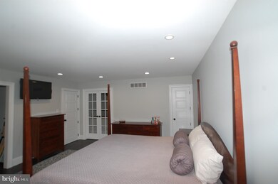 861 Frank Rd, West Chester, PA 19380 - photo 3