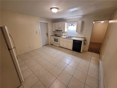 624 Main St unit 2B, Slatington, PA 18080 - photo 2