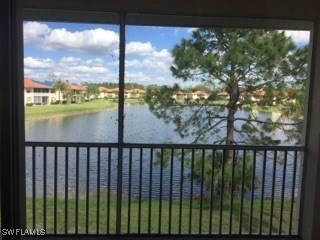 500 Robin Hood Cir unit 202, Naples, FL 34104 - photo 2