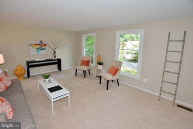 15431 Beachview Dr, Dumfries, VA 22025 - photo 4