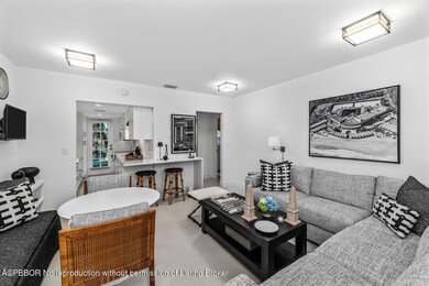 134 Peruvian Ave Palm Beach FL-large-001
