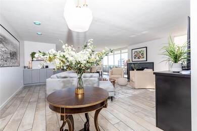 West Grand Towers unit 804, Des Moines, IA 50312 - photo 4