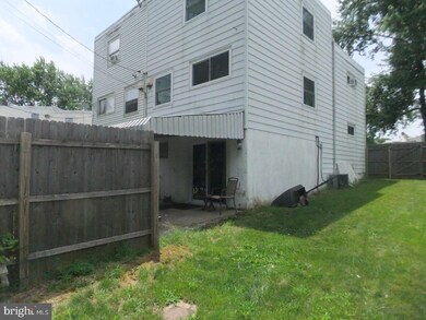 825 Andover Rd, Lansdale, PA 19446 - photo 3