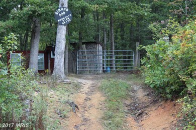 580 Mountainview Dr, Luray, VA 22835 - photo 2