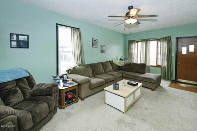 717 Oak-103