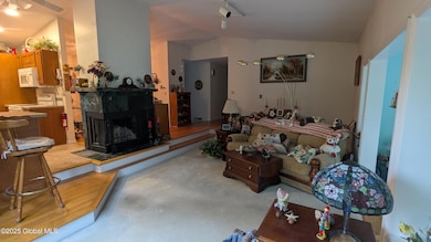 PXL_20250703_203821426