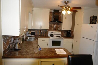 11202 W 68th Terrace, Shawnee, KS 66203 - photo 4