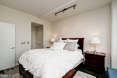 Arc 3409 unit 404, Arlington, VA 22201 - photo 7