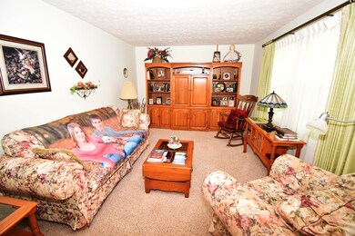 601 S Williams Rd, Frankfort, IN 46041 - photo 2