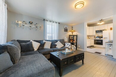 2 Maple St_113