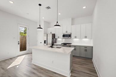 5820 Highland Sky Ln, Houston, TX 77091 - photo 7