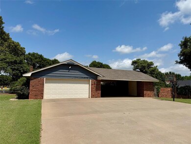 Garage and additional covered parking