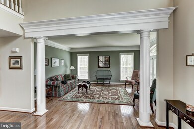 35356 Greyfriar Dr, Round Hill, VA 20141 - photo 3