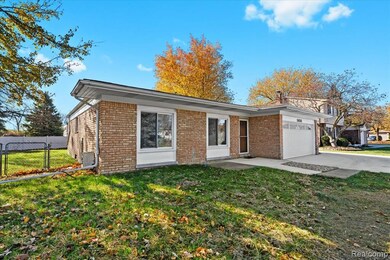 5650 Willow Creek Dr, Canton, MI 48187 - photo 2