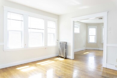 650-652 Hyde Park Ave unit 3L, Boston, MA 02131 - photo 4