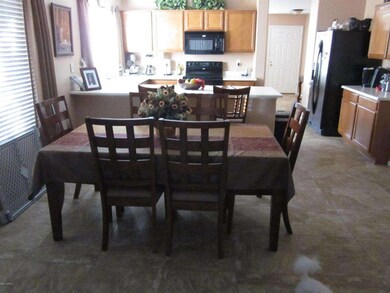 Dining2