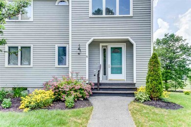 67 Fairways Dr unit 8, Bethlehem, NH 03574 - photo 3