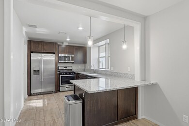 4008 Camelot Heights Dr unit C, El Paso, TX 79912 - photo 4