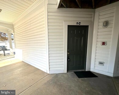 2031 Windsong Dr unit 1C, Hagerstown, MD 21740 - photo 2