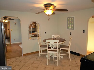 153 Deep Run Rd, Perkasie, PA 18944 - photo 4