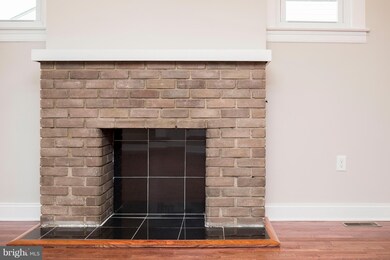 2916 E Northern Pkwy, Baltimore, MD 21214 - photo 7