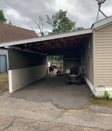 5 Lilac Ln, Franklin, NH 03235 - photo 4