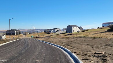 3005 Viewpoint Ln NW, Mandan, ND 58554 - photo 6