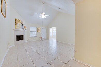 7219 Seton Lake Dr, Houston, TX 77086 - photo 3