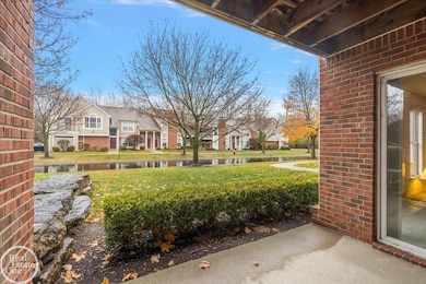 44755 Marigold Dr unit 234, Sterling Heights, MI 48314 - photo 6