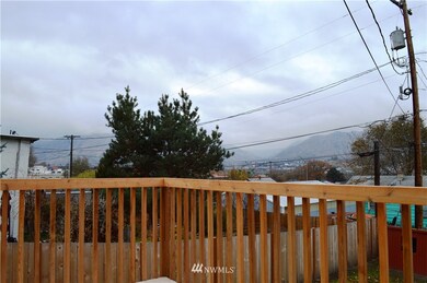 710 N Baker Ave, East Wenatchee, WA 98802 - photo 4