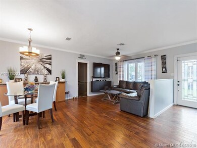 Living Room/ Dinning Room