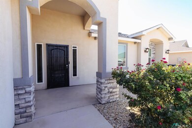 812 Cartagena Ct, Carlsbad, NM 88220 - photo 2