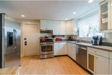 52 Harvard Rd unit 52, Belmont, MA 02478 - photo 2