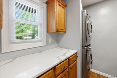 Kitchen window for plenty of natural light, Beauti
