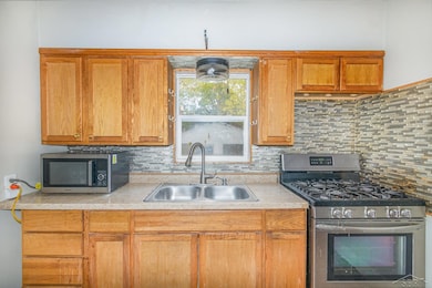 2309 S Pennsylvania Ave, Lansing, MI 48910 - photo 7