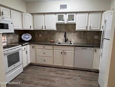 25 Meadow Ave unit 43, Monmouth Beach, NJ 07750 - photo 7