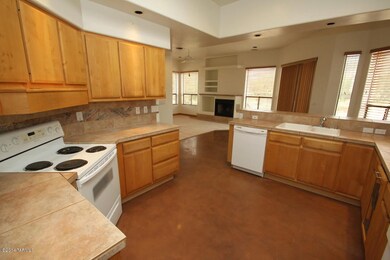 Spacious_Kitchen1