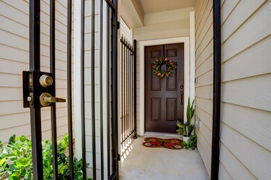 1717 Summerlyn Terrace Dr, Houston, TX 77080 - photo 2