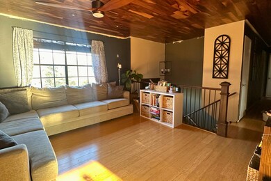 Living Room (3)