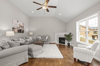 10 Del Ray Dr unit 18, Windham, NH 03087 - photo 4