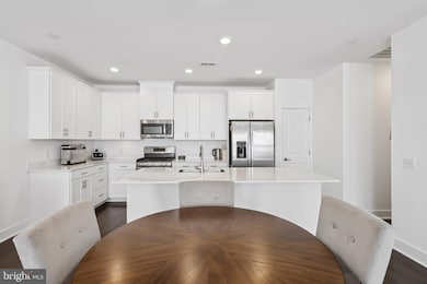 259 Aaron Truehart Way, Titusville, NJ 08560 - photo 4