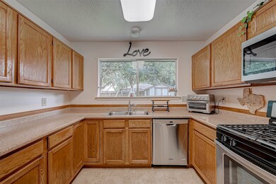 16718 Summer Dawn Ln, Houston, TX 77095 - photo 3