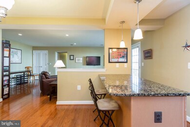 4113 S Four Mile Run Dr unit 304, Arlington, VA 22204 - photo 6