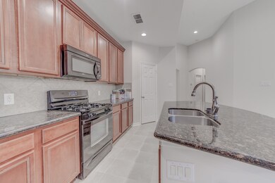 2823 Legends Crest Dr, Spring, TX 77386 - photo 4