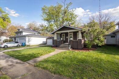 611 Howard 4
