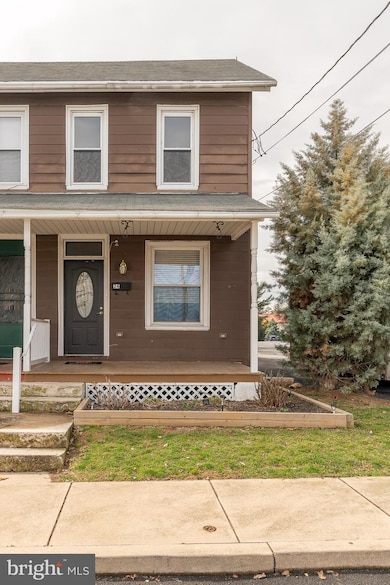 24 S Roberts Ave, New Holland, PA 17557 - photo 2